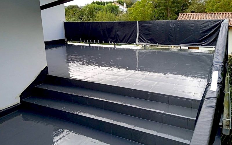 Aislamiento mediante proyección de Poliurea AtkCoat Aterki Isola