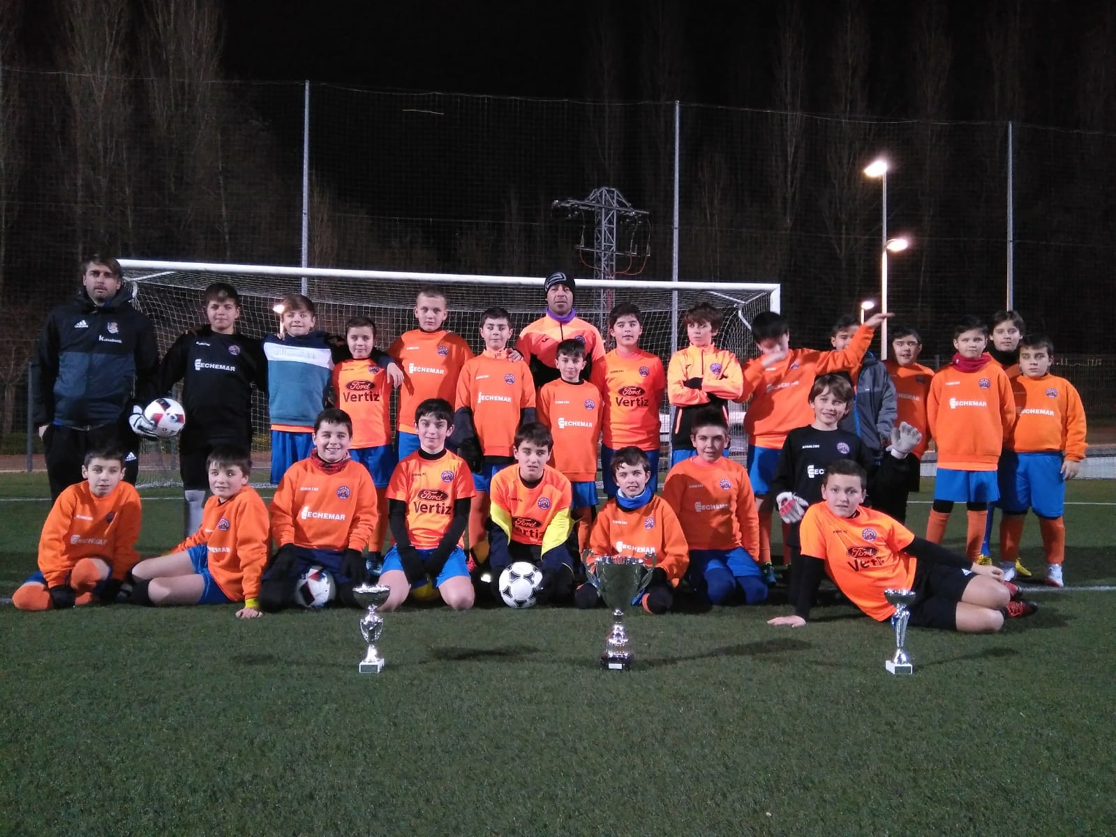 ff6eafb9-ab9d-429f-9dbc-c2d81b1a9cd9 (1)