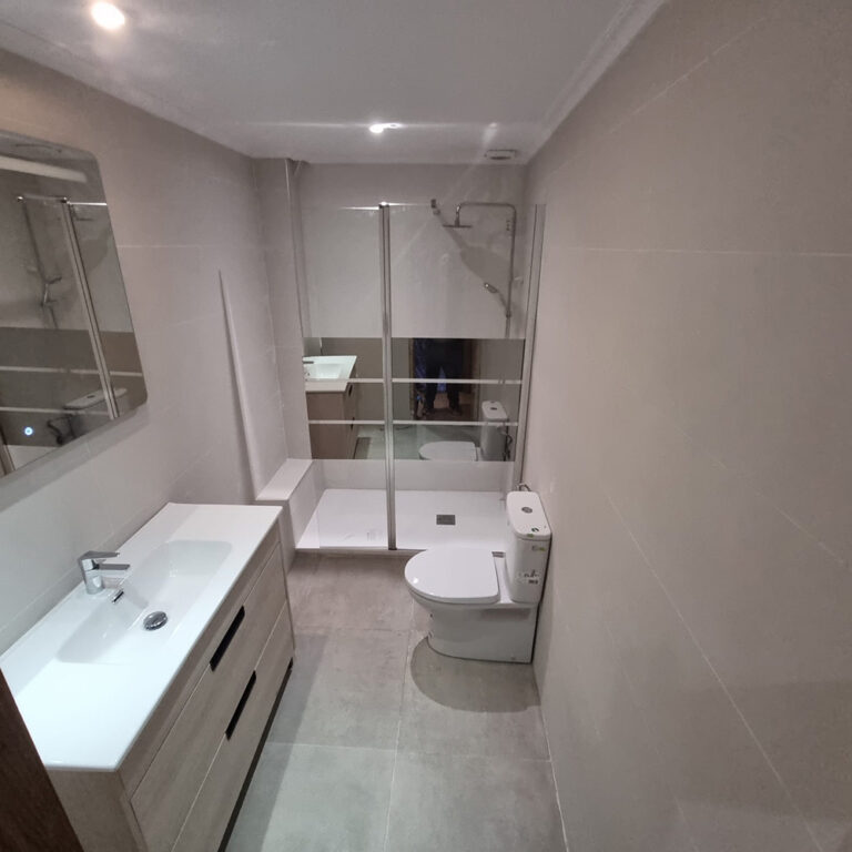 Instalación de sanitarios 19 ducha-24-horas