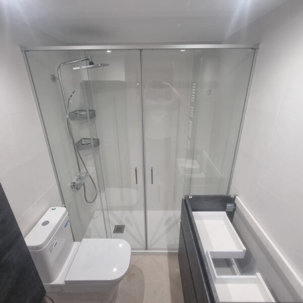 Instalación de cabinas y duchas en 24 horas 10 Cambio bañera por ducha 24 horas