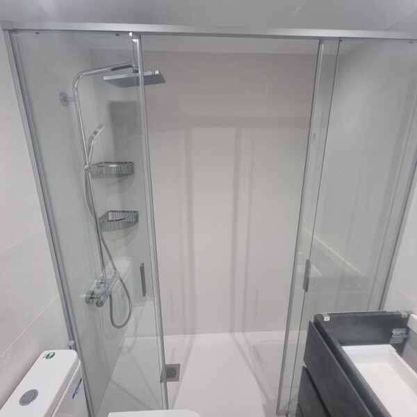 Instalación de cabinas y duchas en 24 horas 11 Cambio bañera por ducha 24 horas
