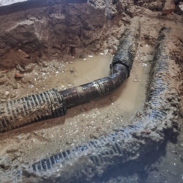 Reparación y detección de fugas de agua 15 Detección y reparación de fugas de agua