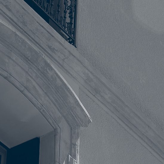 C38DCDB2-3965-582D-8559-8010A045175A_XL