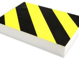 PROTECTEUR DE PARKING PLAT 295X195X45MM MOUSSE POLYÉTHYLÈNE PLATE 295X195X45MM NOIR